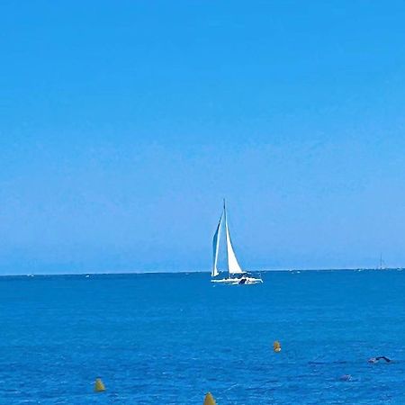 Apartamentos Playa Badalona Eksteriør bilde